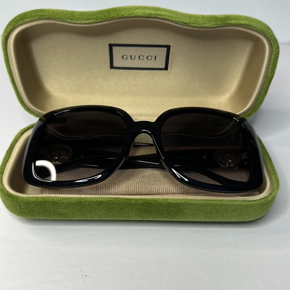 New Authentic GUCCI Grey Square Ladies Sunglasses GG1029SA 001 57 - Picture 15 of 16
